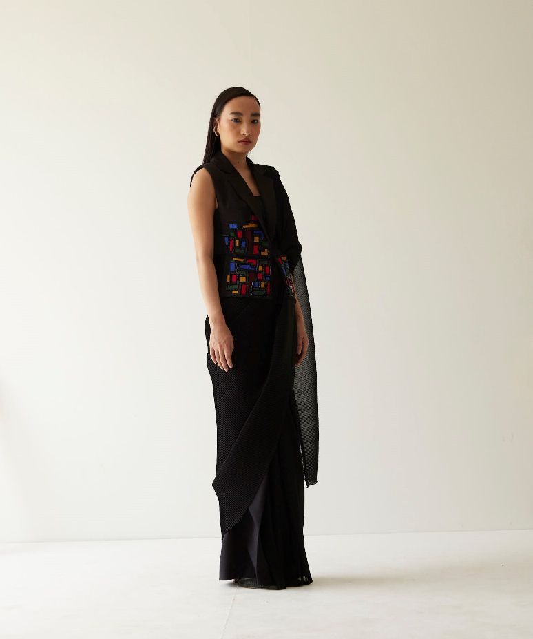 BUILDING BLAZER WITH PRE DRAPED SAREE