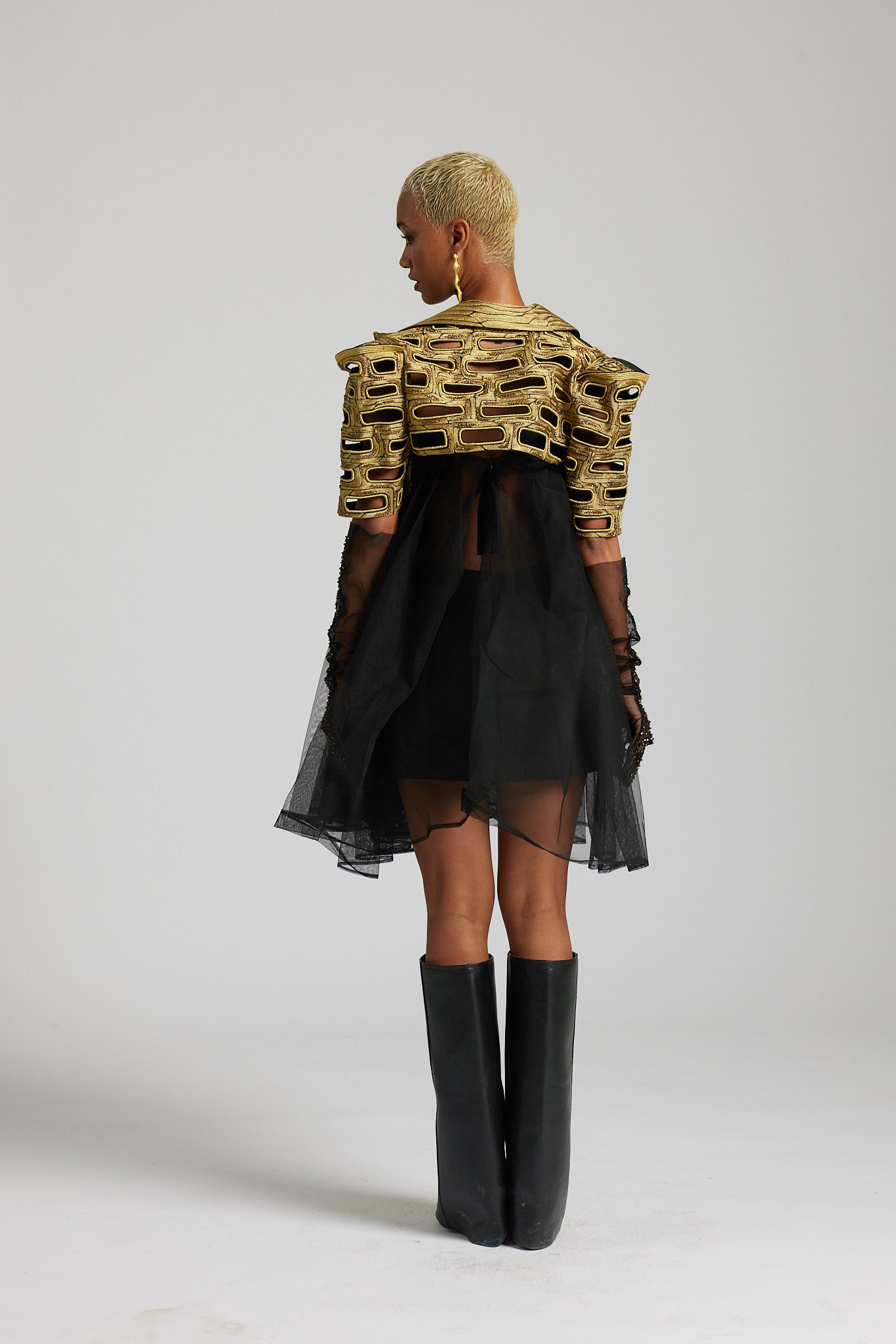 Metallic Bricks Full Cut-out with Hard Net Skirt
