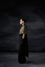 Load image into Gallery viewer, 2 face line with drape saree
